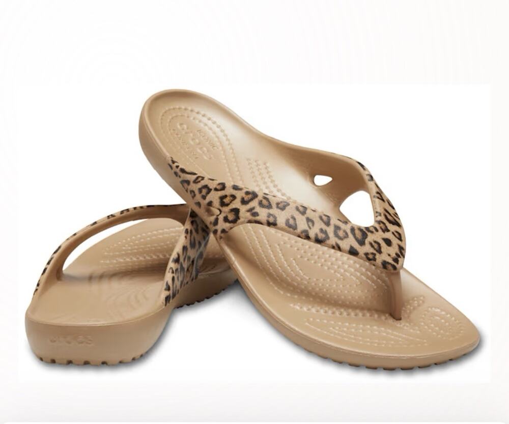 Crocs Kadee II Womens 8 Leopard Print Slip On Toe Post Sandals Flip Flops